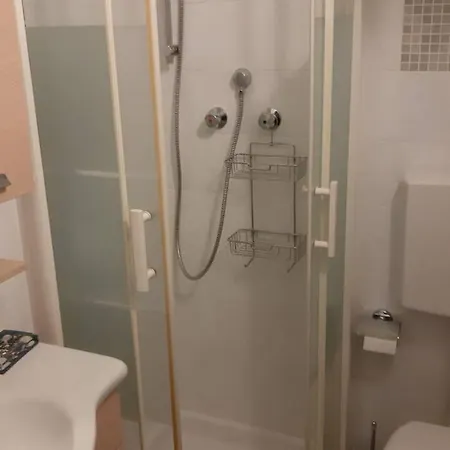 בית נופש Pippo Cosy Flat With Ac Near Beaches *