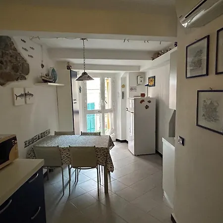 Pippo Cosy Flat With Ac *