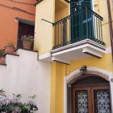 Pippo Cosy Flat With Ac Casa vacanze Monterosso al Mare