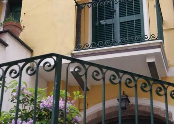 Pippo Cosy Flat With Ac Nyaraló *