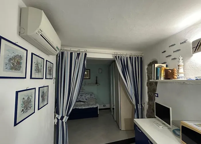 Pippo Cosy Flat With Ac Near Beaches * Monterosso al Mare