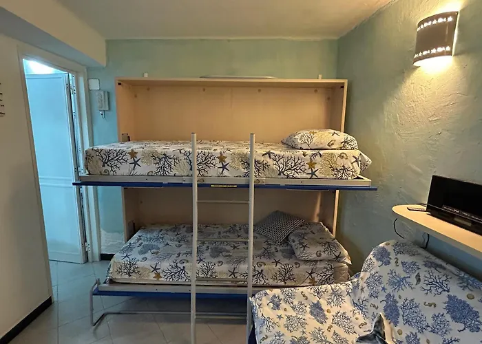 Pippo Cosy Flat With Ac Near Beaches